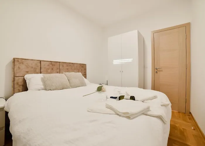 شقة Mountain Paradise زلاتيبور